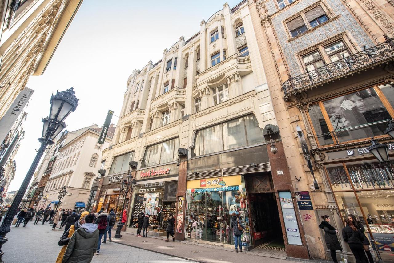 Vintage Elegance Mostcentralapt !Vaci Street! Budapest Exterior photo